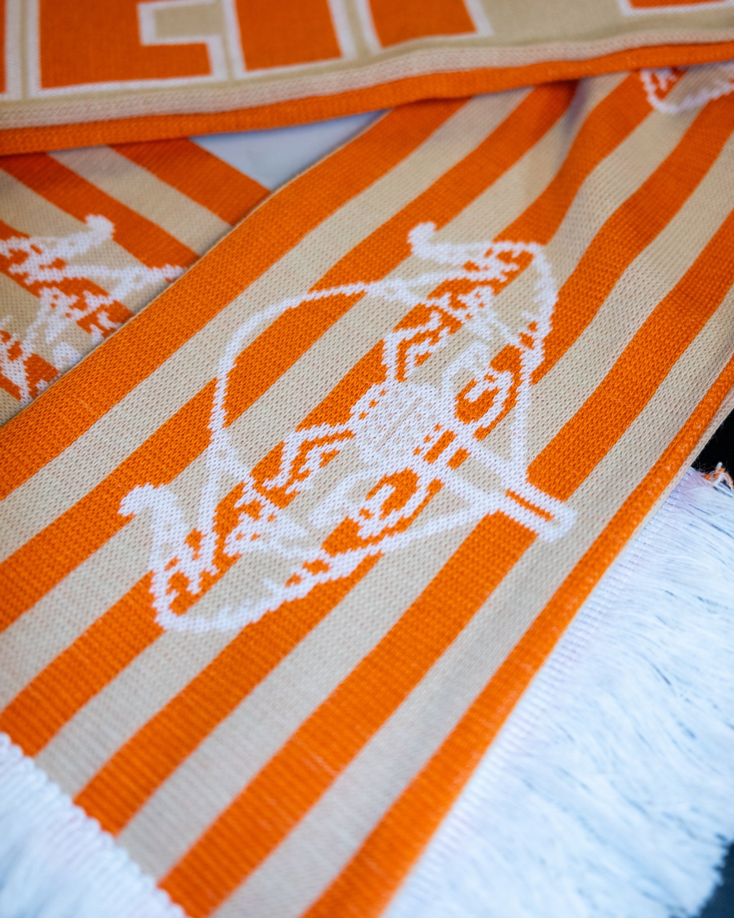 Klovner i Kamp | Fotballskjerf