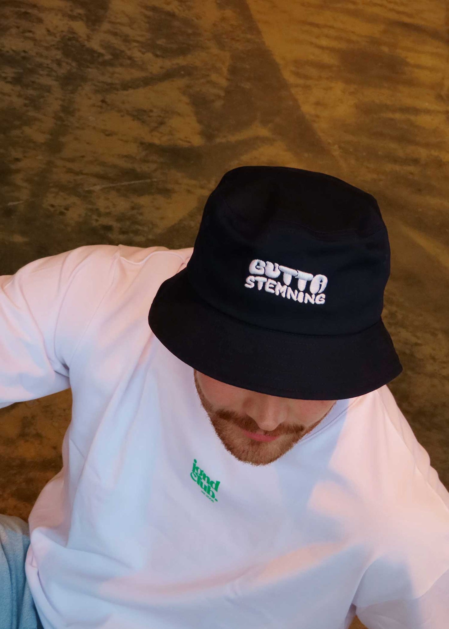 "Guttastemning" bucket hat