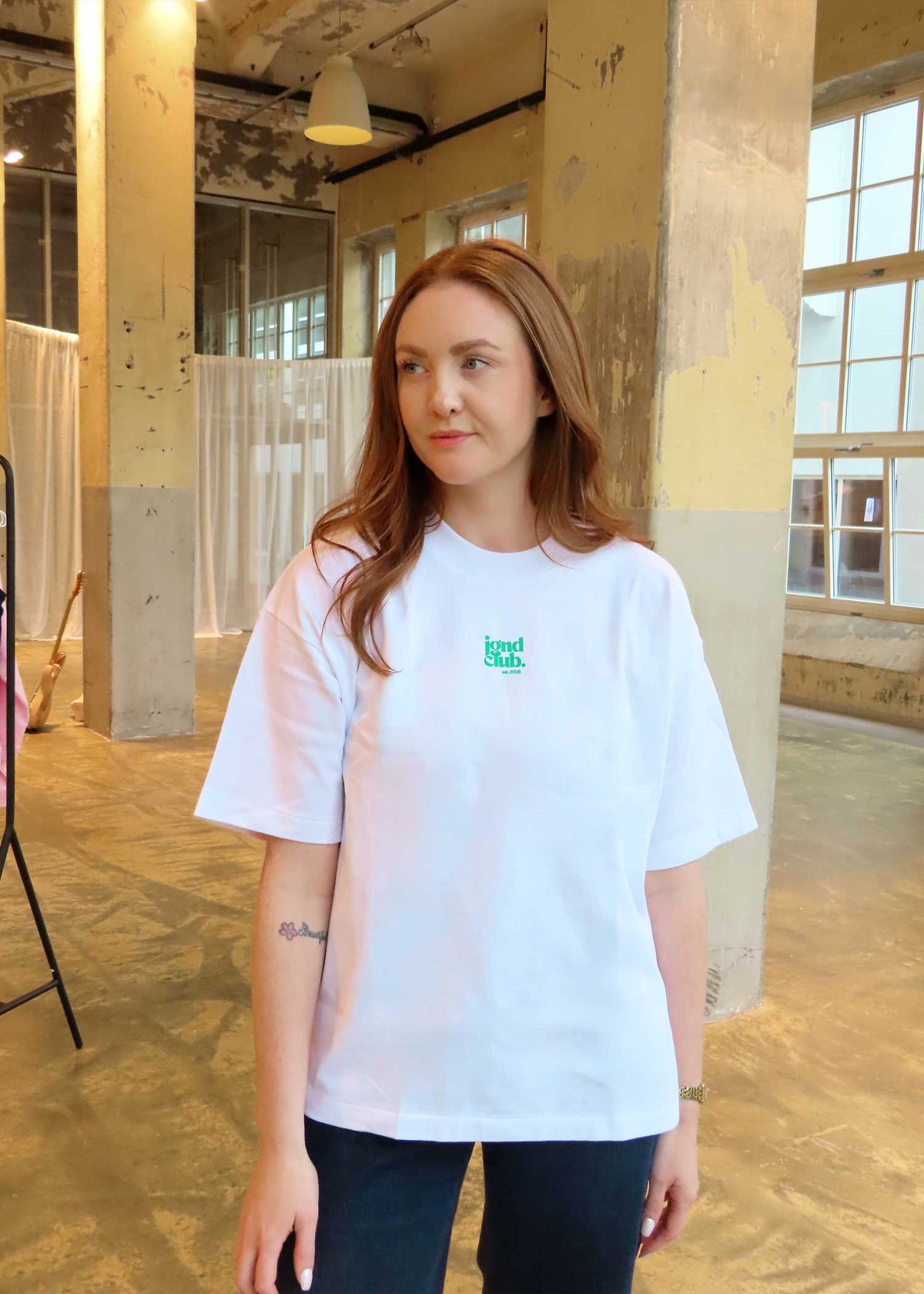 jgnd club. tee | green room