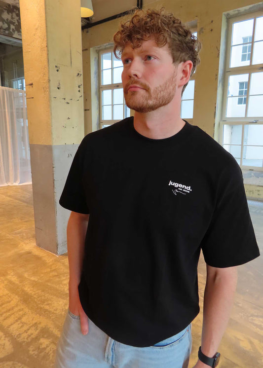 core tee | black