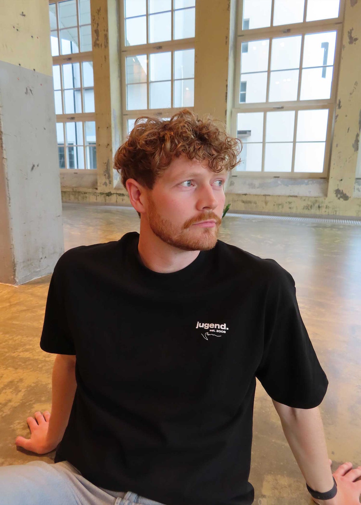 core tee | black