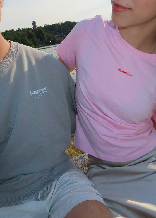 "jugend bby" baby tee | strawberry