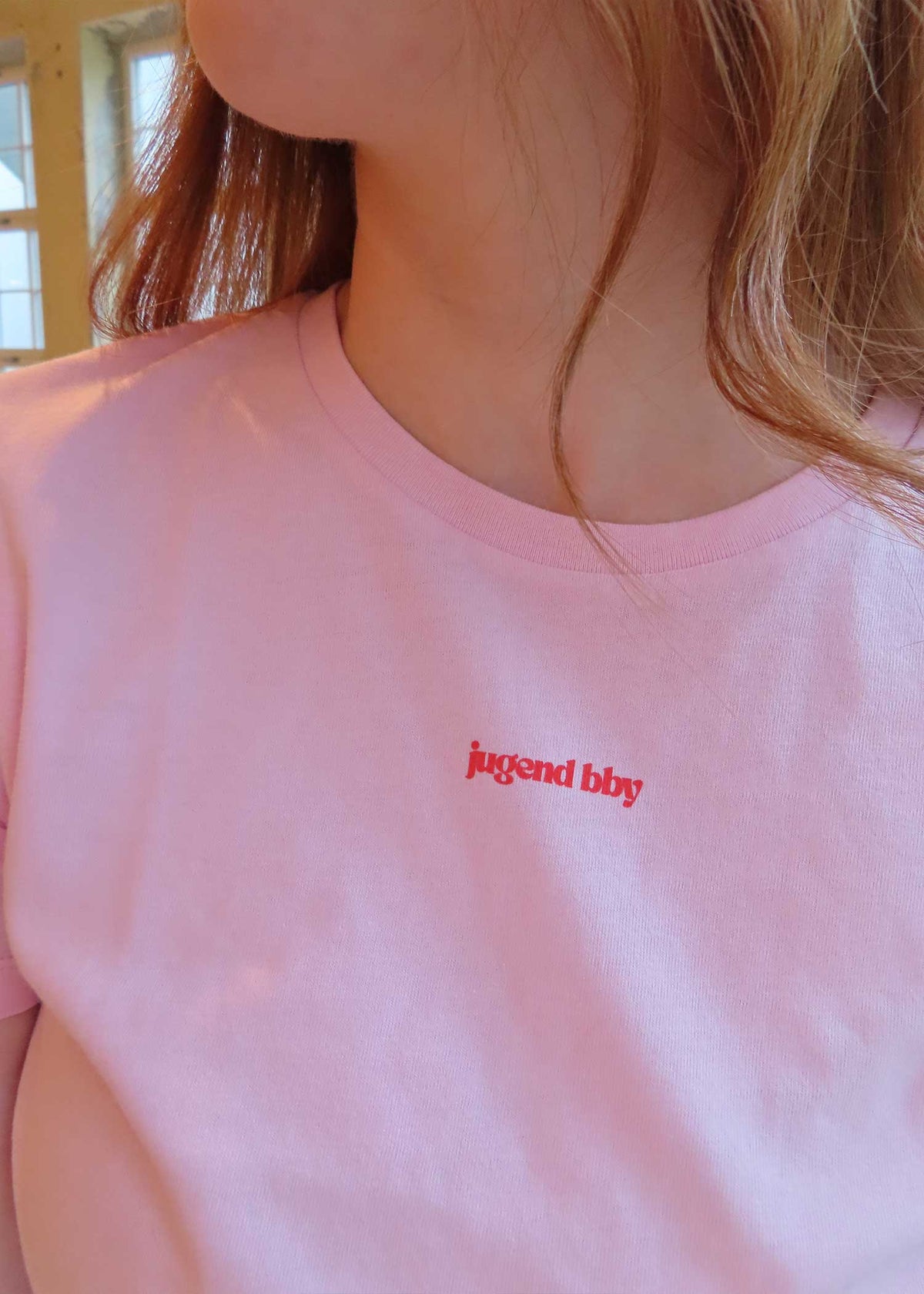 "jugend bby" baby tee | strawberry