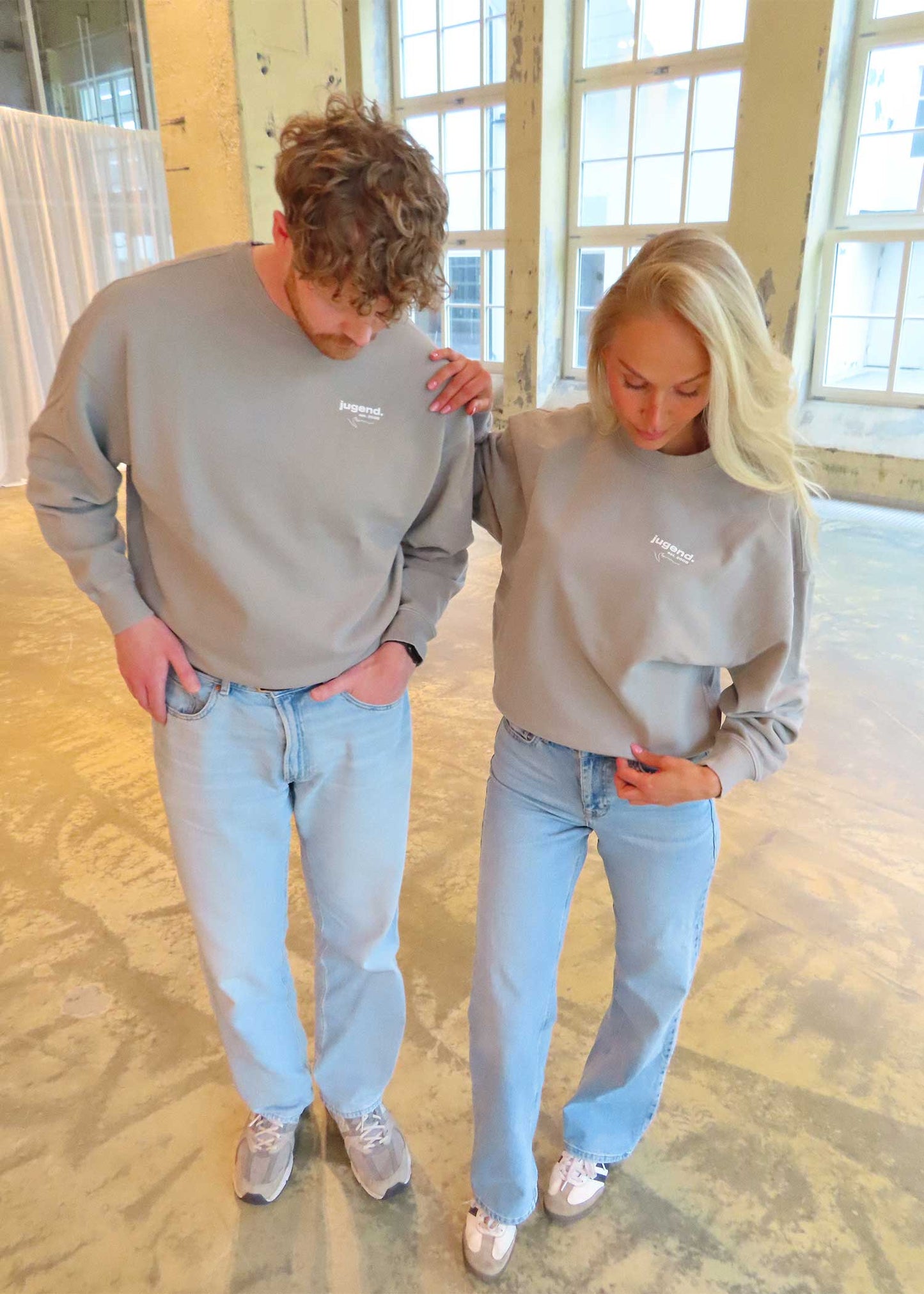 core crewneck | vintage mist