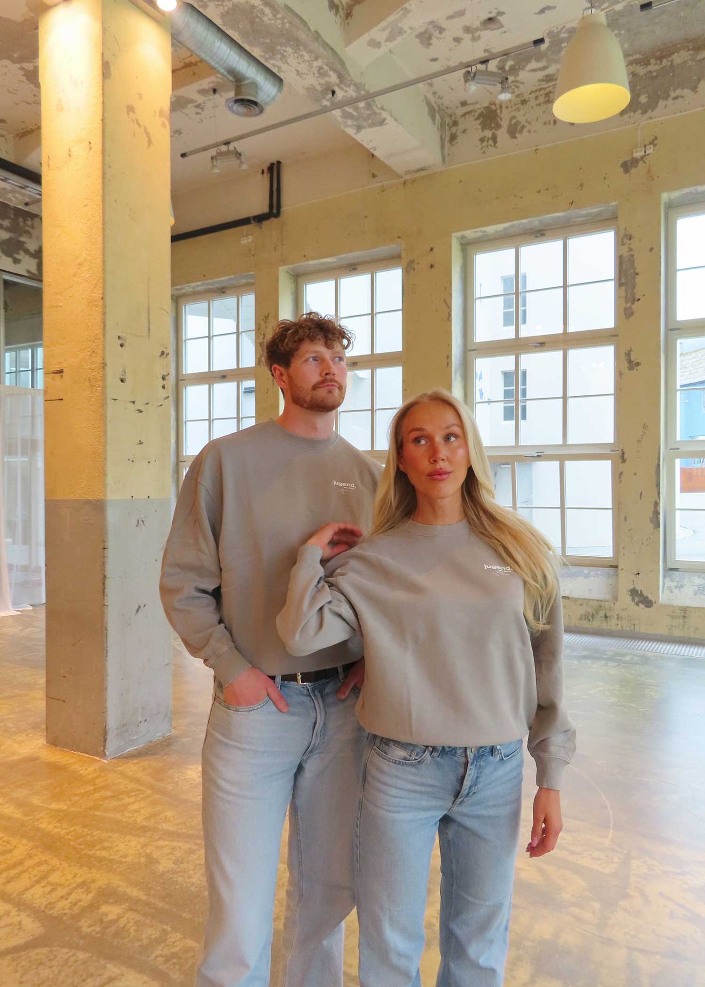 core crewneck | vintage mist