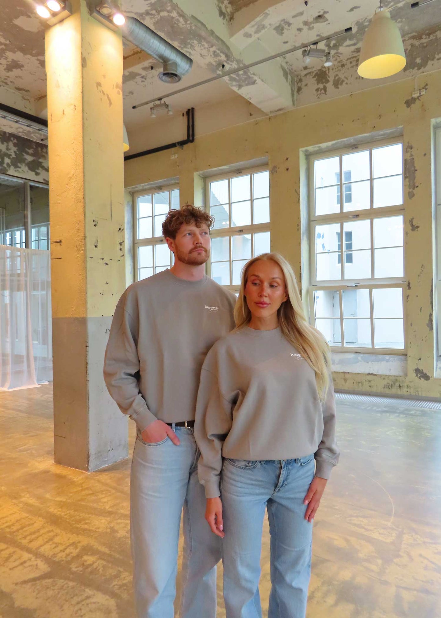 core crewneck | vintage mist