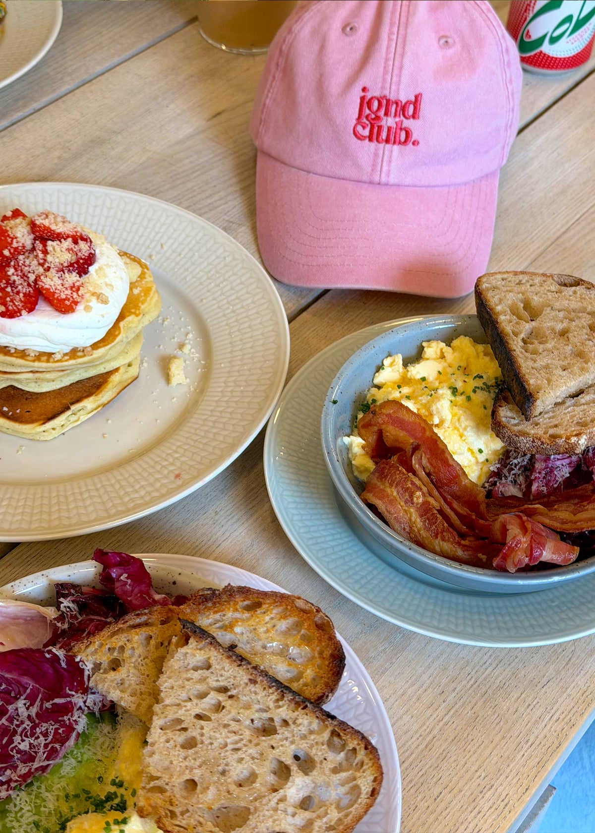 The dad cap | strawberry